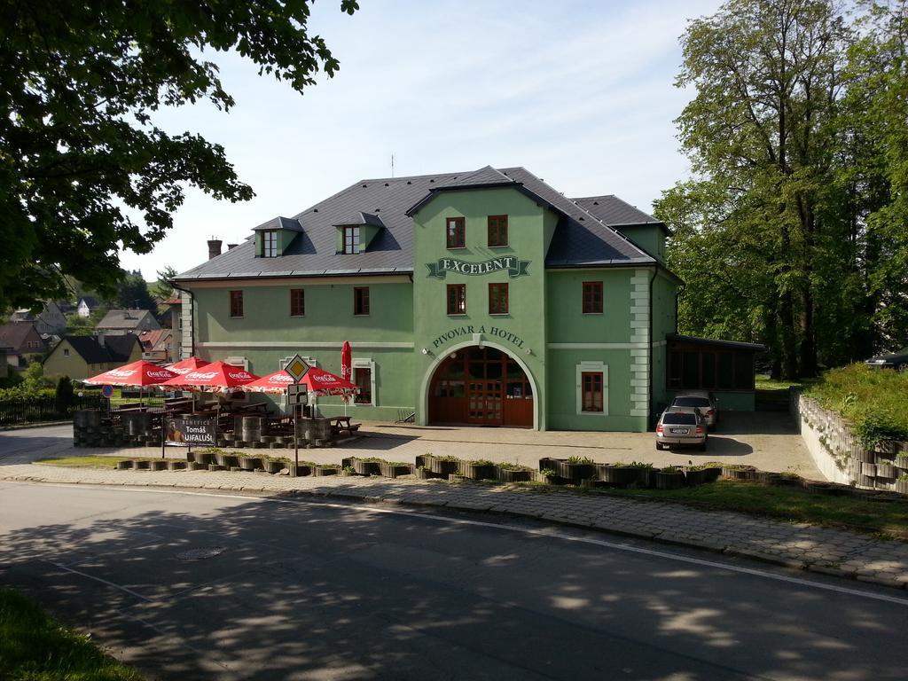 极品酒店 Rýmařov 外观 照片