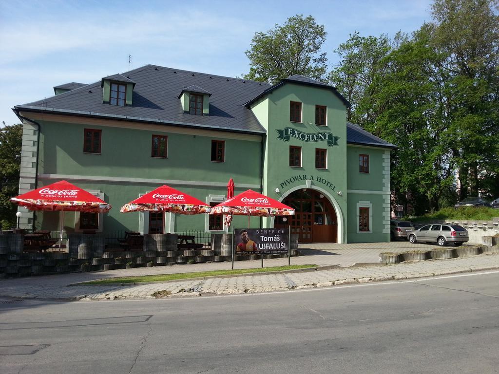 极品酒店 Rýmařov 外观 照片